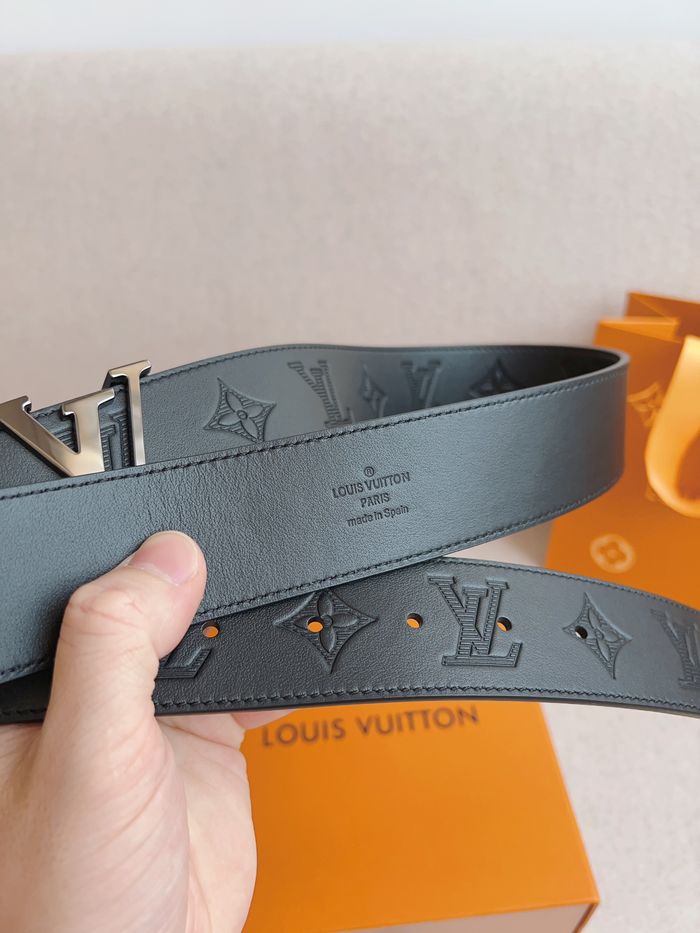 Louis Vuitton Belt 40MM LVB00107